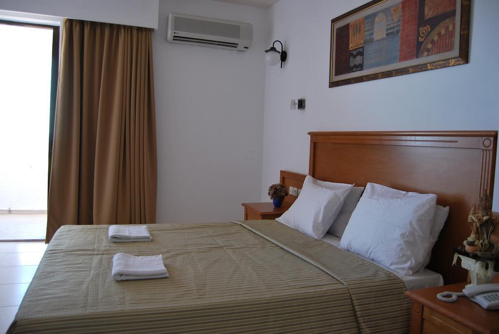 Ocean Heights View Hotel Anissaras Bagian luar foto